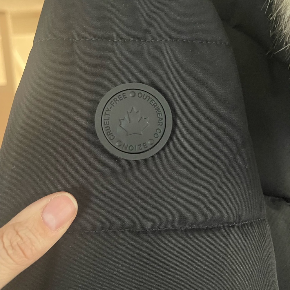 Black Puffer Coat - Picture 5 of 7